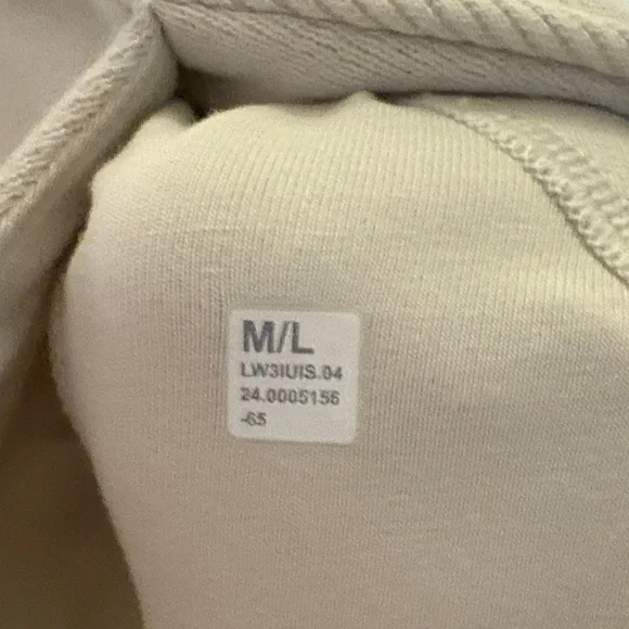 Lululemon Scuba Oversized Side-Slit Hoodie ~ Size M/L ~ Color Bone ~ NWT - Picture 11 of 12